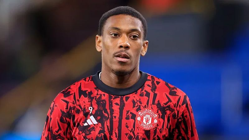 Anthony Martial gia nhập Manchester United