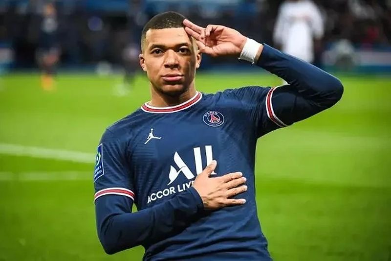 Kylian Mbappé - Tương lai của bóng đá châu Âu