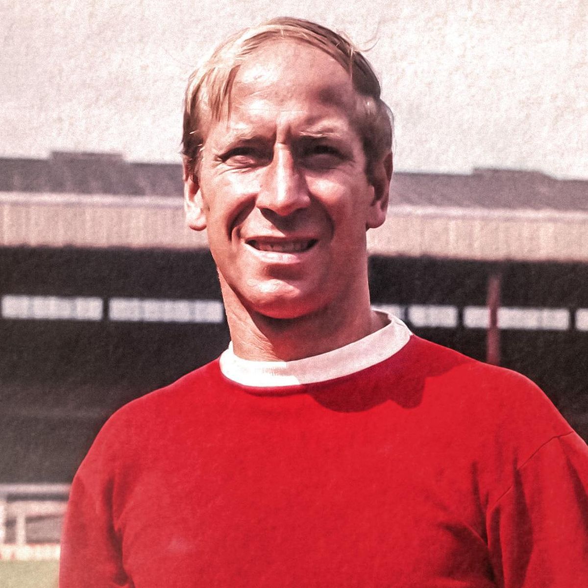 Sir Bobby Charlton - Tượng Đài Bất Tử của Manchester United